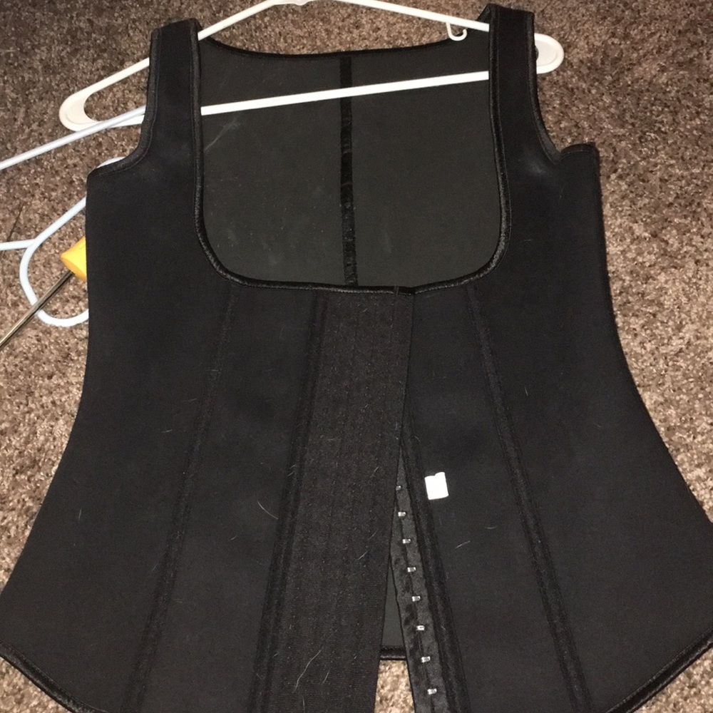 Waist trainer